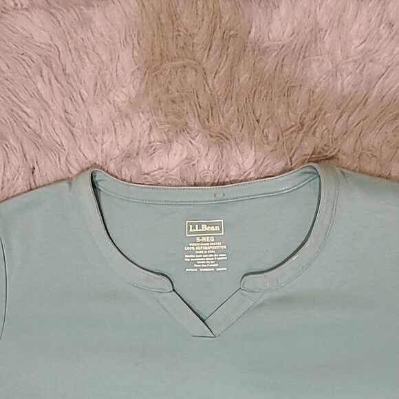 L.L.Bean womens supima cotton light green soft vneck‎ tshirt size small - Picture 2 of 4